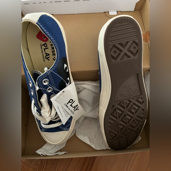 Comme des Garçons PLAY x Converse collaboration. - Picture 4 of 5